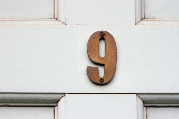 「9」が含まれるその他のエンジェルナンバー